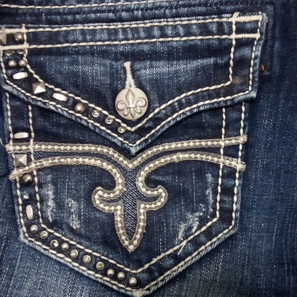 Rock Revival NWOT Women's 30 Capri Noelle Embellished Rhinestones Studs - Picture 2 of 10